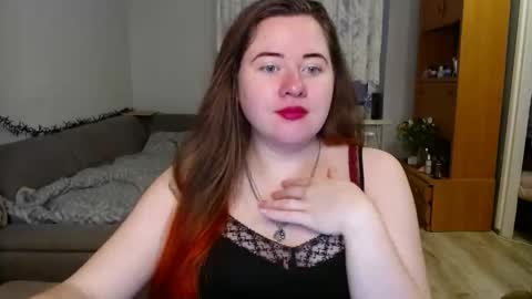 Snapshot of kateefox_ chatting on 03.18.26 KateeFox online show from 03.18.26