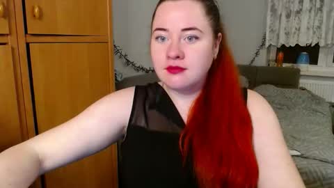 Snapshot of kateefox_ chatting on 03.20.26 KateeFox online show from 03.20.26