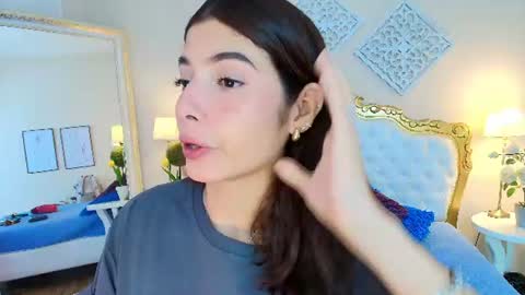 Snapshot of kateemartinez chatting on 06.25.26 katee Martinez online show from 06.25.26