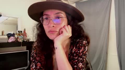 Snapshot of katehathor8 chatting on 12.09.24 kate keith but here i prefer My Goddess independient model online show from 12.09.24