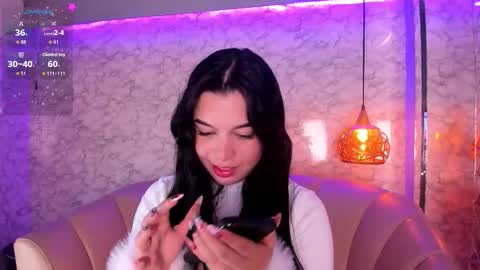 Snapshot of kateleeh_ chatting on 11.04.25 Kate online show from 11.04.25