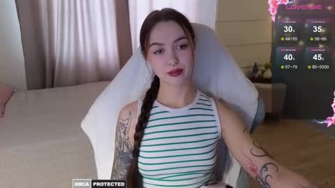 Snapshot of kateleoo chatting on 09.11.25 Im Kate online show from 09.11.25