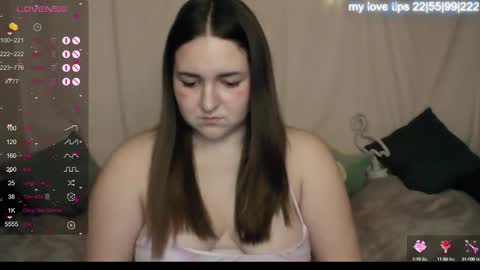 Snapshot of katelyn_sweety chatting on 02.11.25 Katelyn online show from 02.11.25