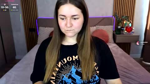 Snapshot of katelyn_sweety chatting on 09.10.25 Katelyn online show from 09.10.25