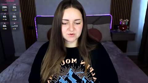 Snapshot of katelyn_sweety chatting on 10.04.25 Katelyn online show from 10.04.25