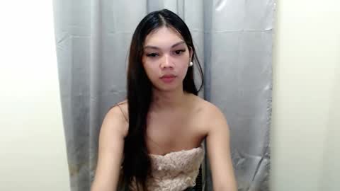 Snapshot of katelynmoore_ chatting on 11.23.25 katelynmoore_ online show from 11.23.25