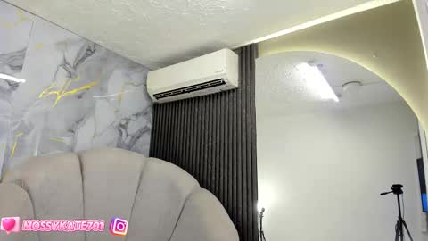 Im Katherine but call me Kate  online show from 02.12.25