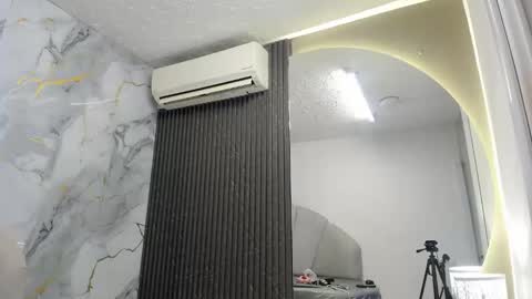 Im Katherine but call me Kate  online show from 02.28.25