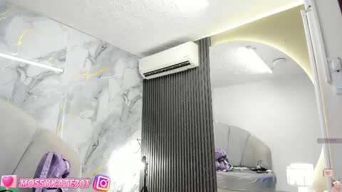 Im Katherine but call me Kate  online show from 03.06.25