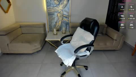  Kate Owens  online show from 02.14.25