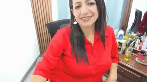 Snapshot of katerinamilf_ chatting on 04.25.26 kata online show from 04.25.26