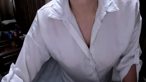 Snapshot of katerinamilf_ chatting on 07.13.26 kata online show from 07.13.26