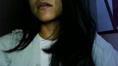 Snapshot of katerinandrade004 chatting on 12.17.25 gatita india online show from 12.17.25