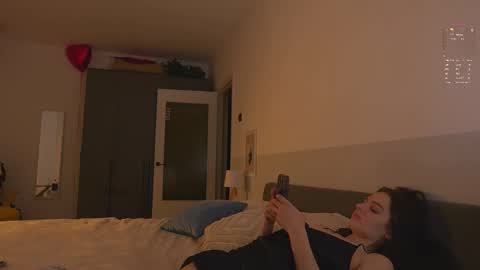 katesee online show from 02.17.26