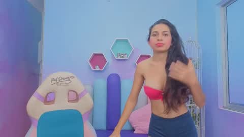 Snapshot of kateskinny chatting on 01.12.26 Kate Skinny online show from 01.12.26