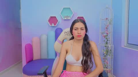 Snapshot of kateskinny chatting on 01.15.26 Kate Skinny online show from 01.15.26