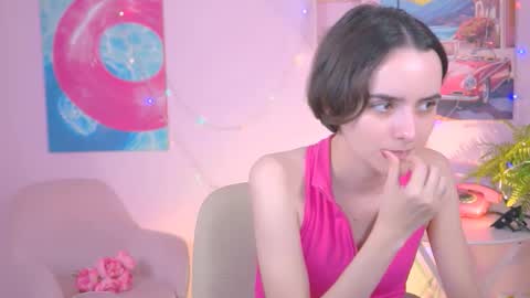 katewillows online show from 01.10.26