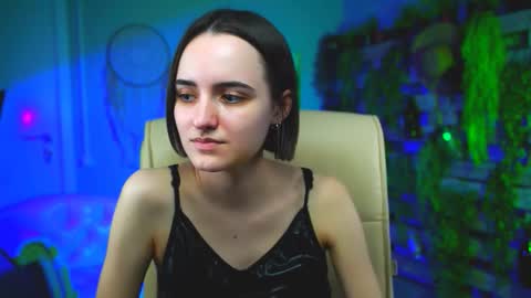 katewillows online show from 03.29.26