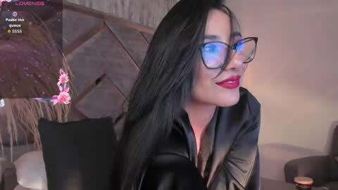 Snapshot of kathe_collins chatting on 04.19.26 kathe_collins online show from 04.19.26