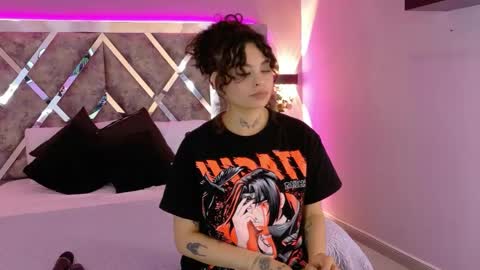 Snapshot of kathegomez_ chatting on 05.18.26 KatheGomez online show from 05.18.26