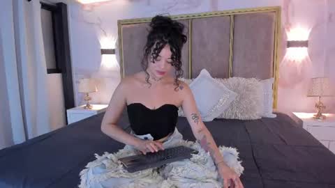 Snapshot of kathegomez_ chatting on 06.13.26 KatheGomez online show from 06.13.26