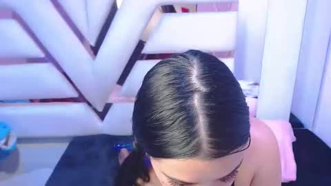 katherin_sweett online show from 10.23.25