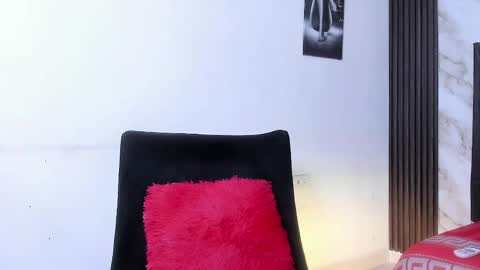 Snapshot of katherina_diaz chatting on 05.17.26 Katherina online show from 05.17.26