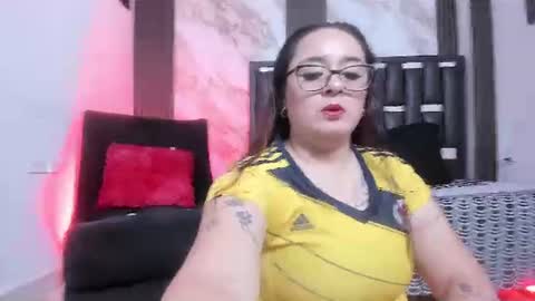 Snapshot of katherina_diaz chatting on 06.18.26 Katherina online show from 06.18.26