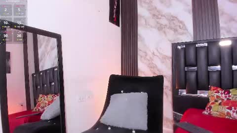 Snapshot of katherina_diaz chatting on 06.19.26 Katherina online show from 06.19.26