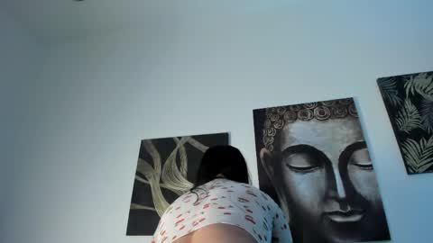 Snapshot of kathia_morelli chatting on 05.05.26 Kathia online show from 05.05.26