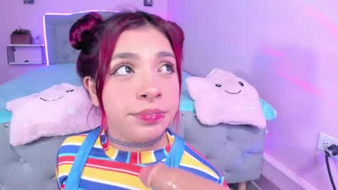 Snapshot of kathia_saenz chatting on 03.08.25 Kathia  online show from 03.08.25