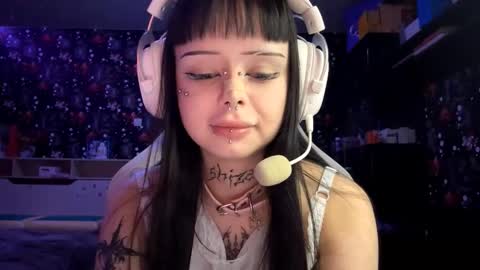 Snapshot of kathimatayoshi chatting on 02.26.26 Luna online show from 02.26.26