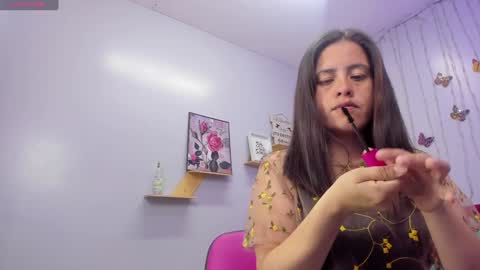 Paola online show from 01.17.25