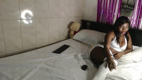 Snapshot of kathy_brand chatting on 11.13.25 kathy brand online show from 11.13.25