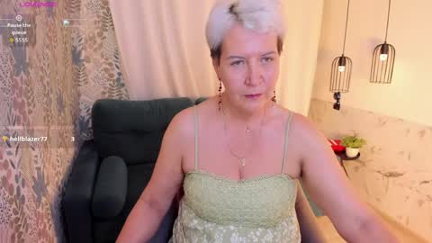 Snapshot of kathy_sunn chatting on 05.19.26 Kathy online show from 05.19.26