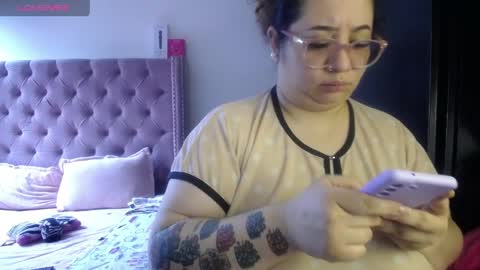 Snapshot of kathybigboobsbbw_ chatting on 04.25.26 kathybigboobsbbw_ online show from 04.25.26