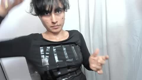 Snapshot of katia_12_ chatting on 06.01.26 katia_12_ online show from 06.01.26