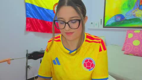 Snapshot of katia_foxx chatting on 07.04.26 Khaterine online show from 07.04.26