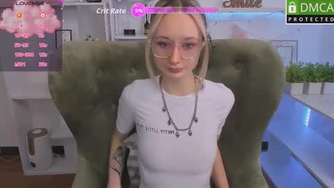 Snapshot of katia_kim chatting on 09.12.25 Katia  online show from 09.12.25