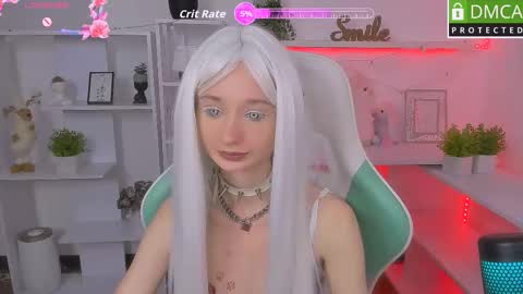Snapshot of katia_kim chatting on 10.01.25 Katia  online show from 10.01.25
