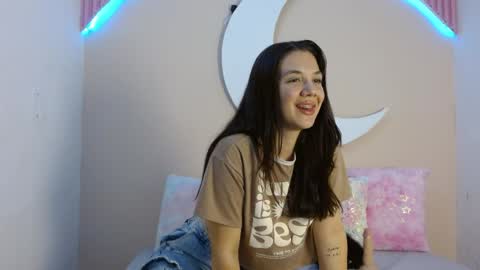 . . KATIA . . online show from 04.21.26