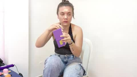 Snapshot of katia_rose23 chatting on 05.19.26 . . KATIA . . online show from 05.19.26