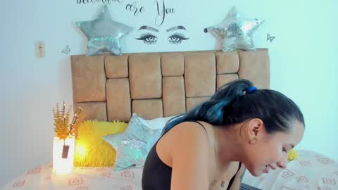 Snapshot of katiacuper chatting on 01.05.25 Katia Cuper online show from 01.05.25