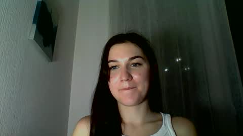 Snapshot of katie_foxi chatting on 10.17.25 katie_foxi online show from 10.17.25
