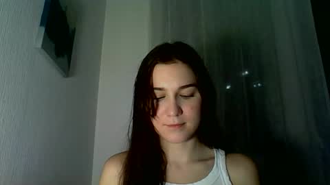 Snapshot of katie_foxi chatting on 10.19.25 katie_foxi online show from 10.19.25