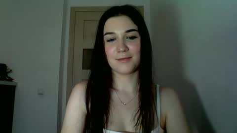 Snapshot of katie_foxi chatting on 05.20.26 katie_foxi online show from 05.20.26