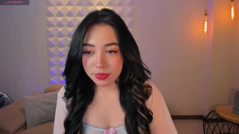 Snapshot of katieangel1 chatting on 10.17.25 katieangel1 online show from 10.17.25