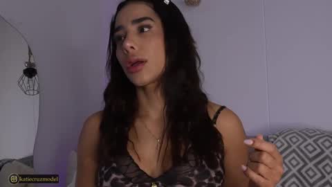 Katie online show from 09.23.25