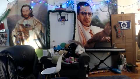 Snapshot of katiecutie_5 chatting on 04.30.26 Katie online show from 04.30.26