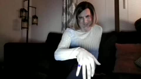 katieutopia online show from 01.08.26